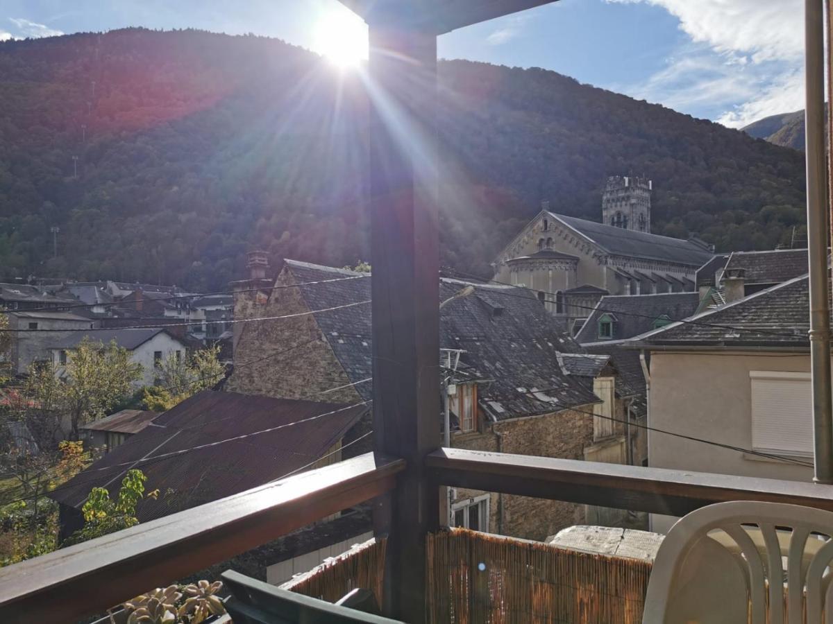 Beau T3 Place Parking, Vue Degagee Proche Centre Bagneres-de-Luchon Luaran gambar